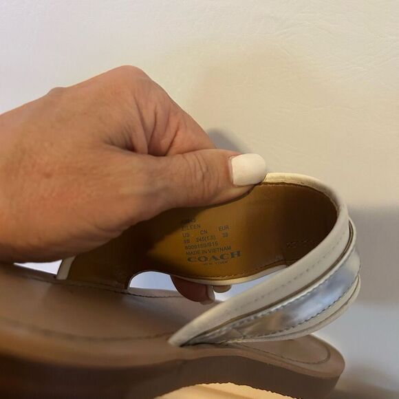 Coach Eileen Turn lock Slide Sandals Flip Flops white Silver Womens Size 9 money - Picture 8 of 12